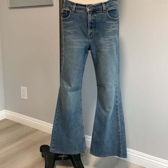 BCBG Y2K Jamil Flare Jeans Low Rise Wide Leg Flare Blue Denim 11/12 - Picture 1 of 10